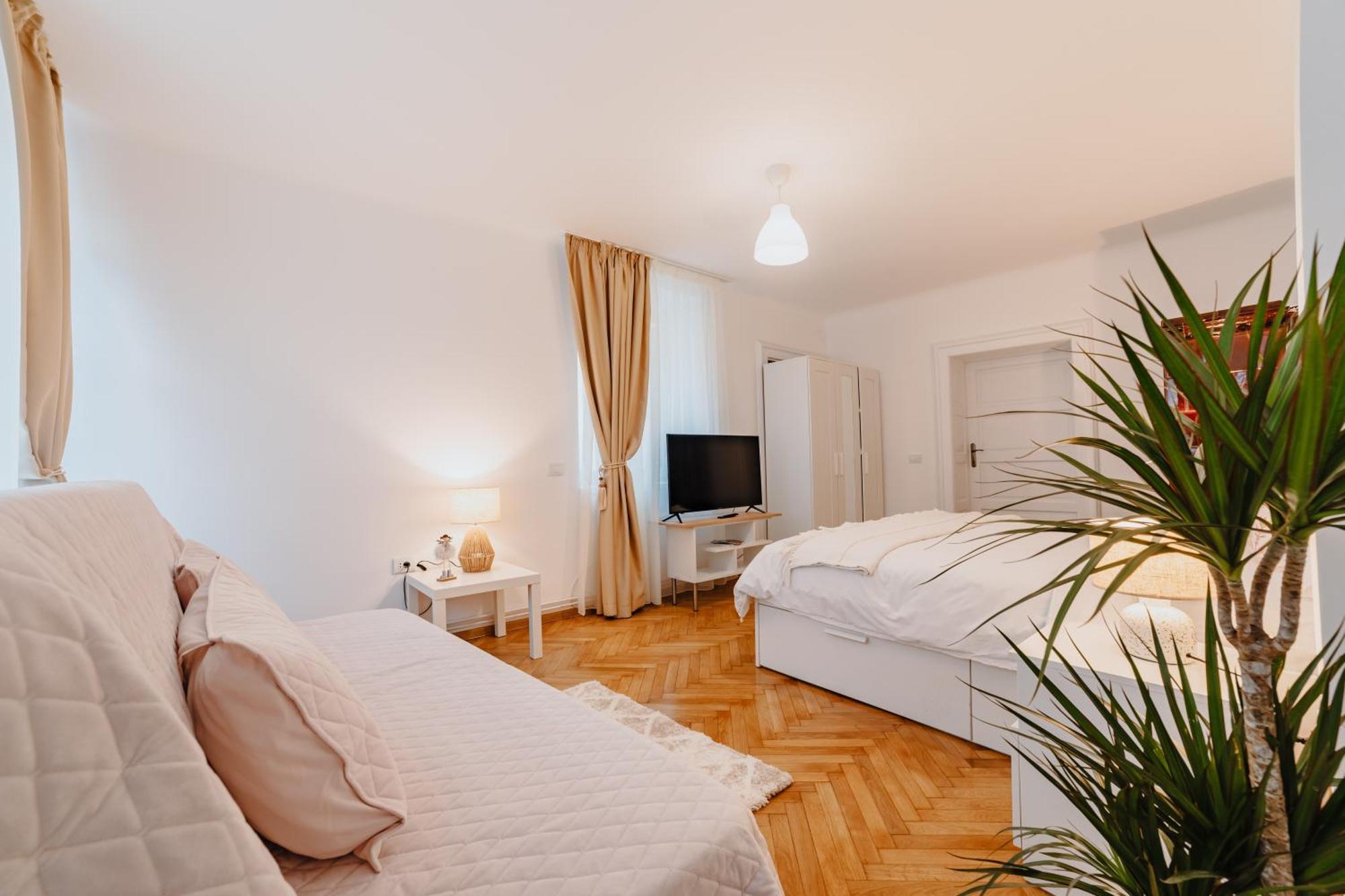 Anastasia Apartments With Parking Braşov Extérieur photo